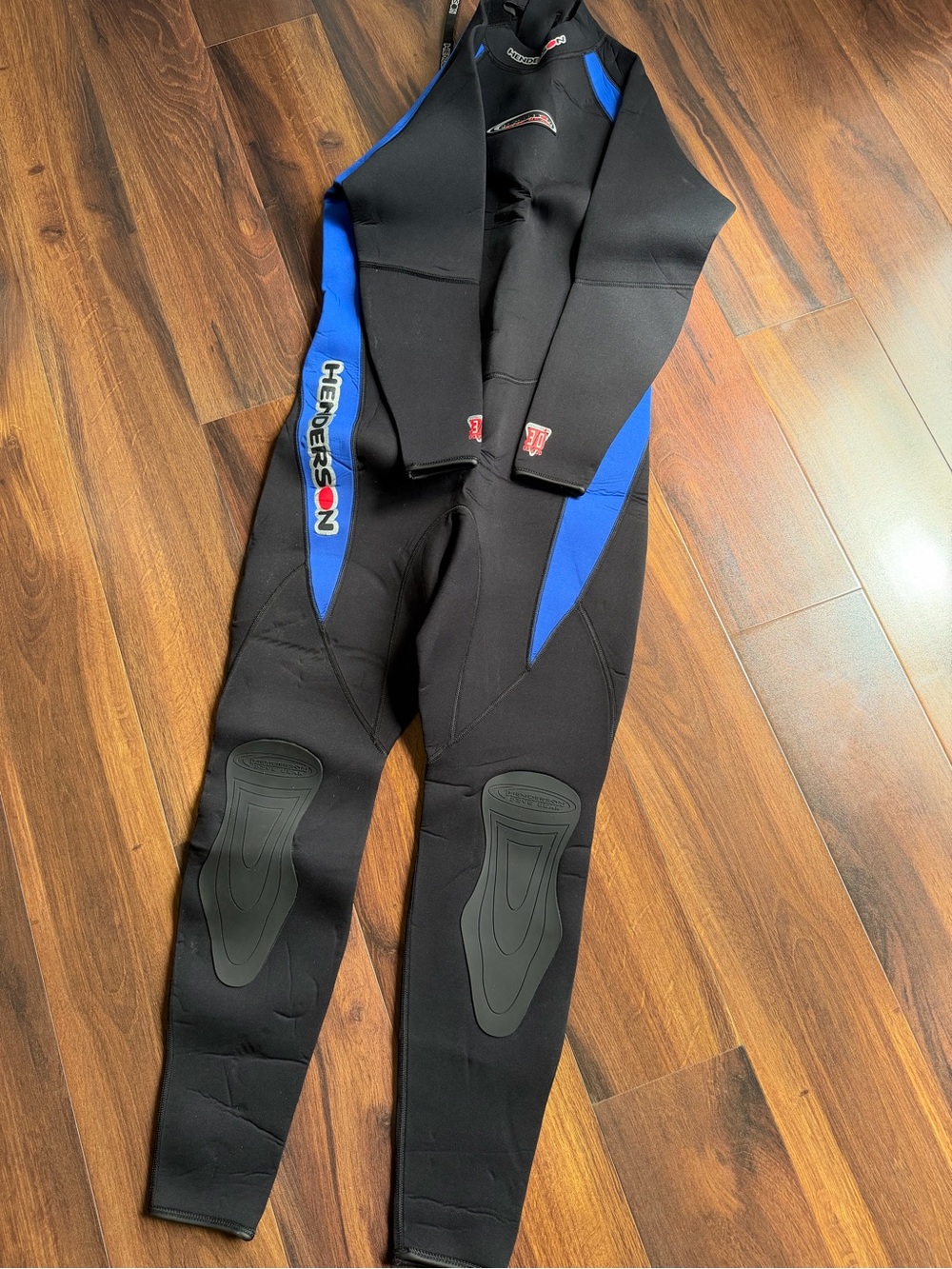 Henderson Dive Wear 3mm Mens Sz. Large Full Bodysuit Diving Wet Suit Black Blue